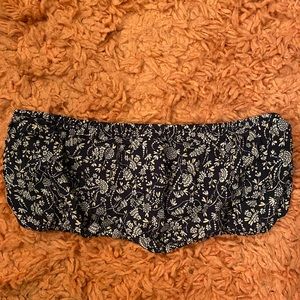 URBAN OUTFITTERS TUBE TOP